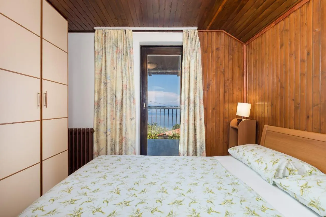 Vila House Obrš Mošćenička Draga Prázdninový dům