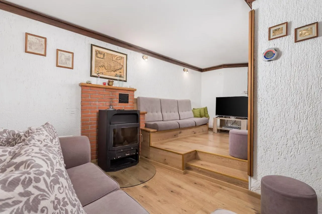 Vila House Obrš Mošćenička Draga Prázdninový dům
